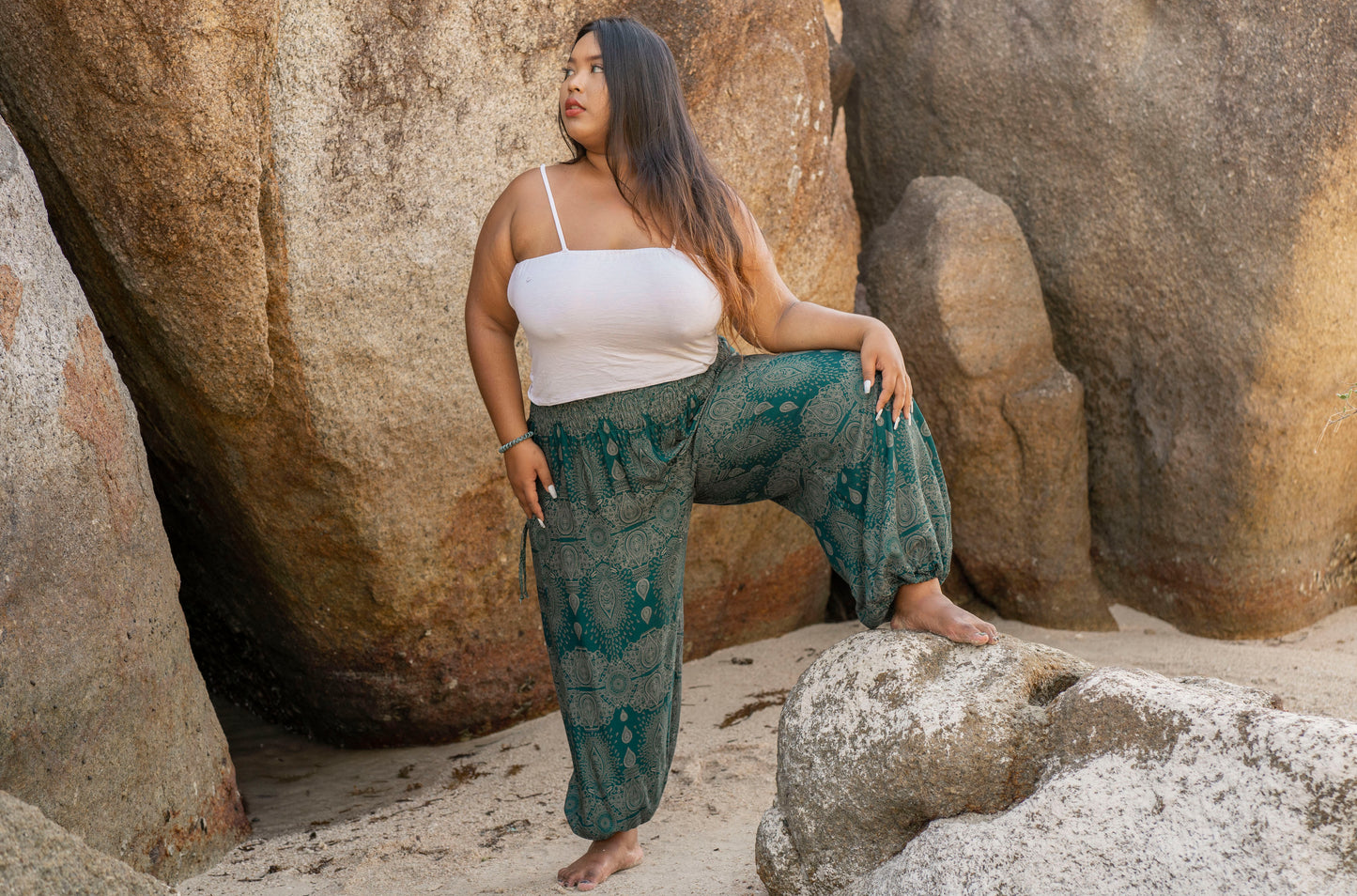 PLUS SIZE harem pants with a delicate pattern in turquoise