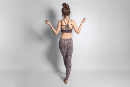 Block print leggings with floral pattern in gray 