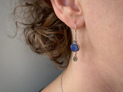 Earrings with raw stone made of silver, lapis lazuli, labradorite, rainbow moonstone 