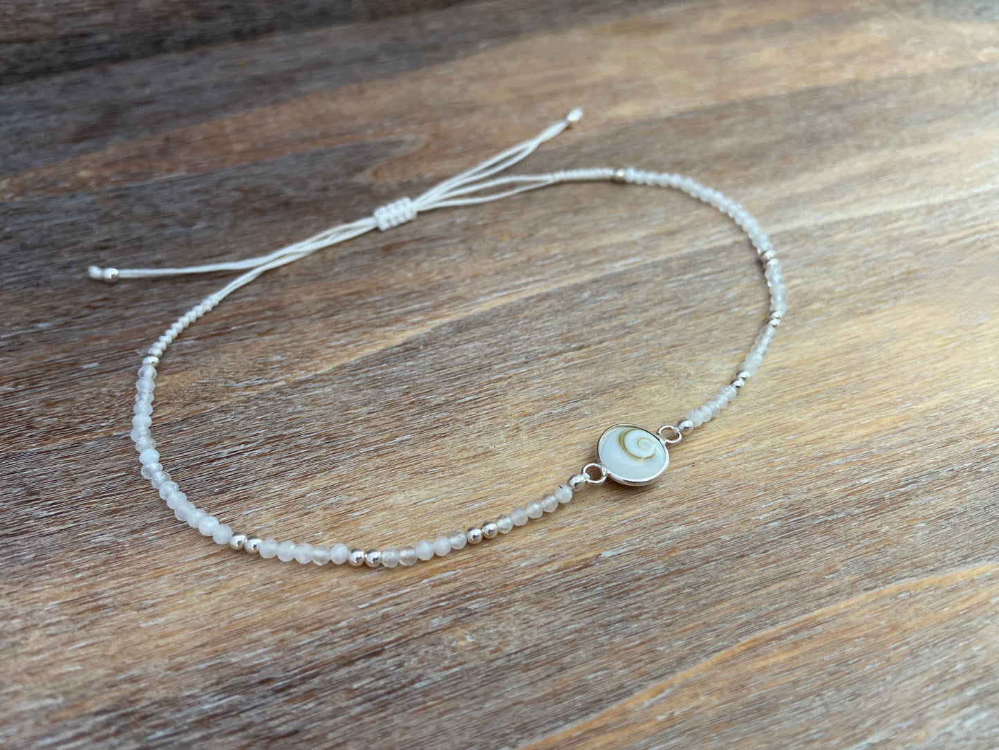 adjustable anklet with moonstone and operculum 