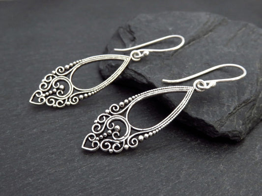filigree earrings with small spirals made of silver 