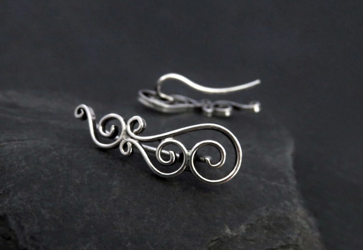 Earclimber Ohrringe mit Spiralen aus Silber