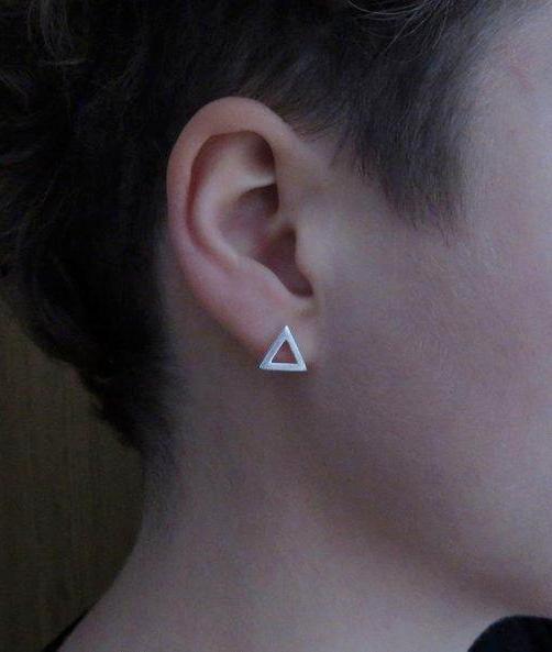 Stud earrings with small silver triangles 
