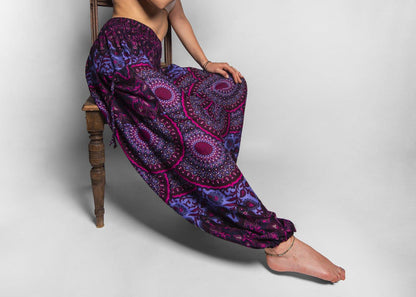 Harem pants with mandala pattern in pink purple
