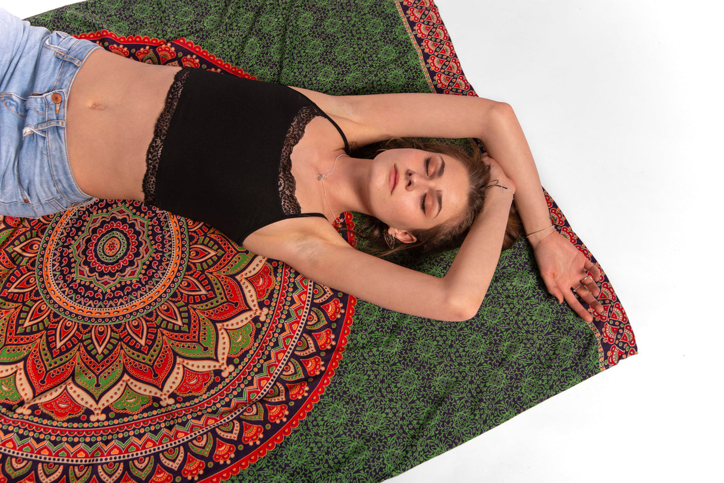 Sarong, Strandtuch, Badetuch mit Mandala Blume in grün/rot