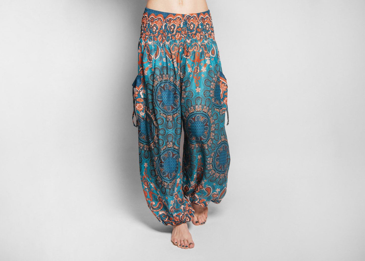 patterned harem pants with pockets in turquoise orange