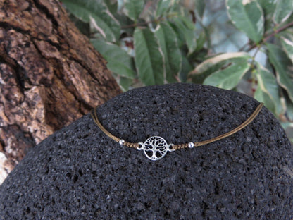 Bracelet with a small silver tree of life 