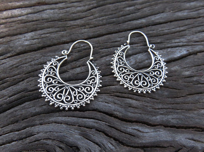 filigree patterned hoop earrings made of silver 