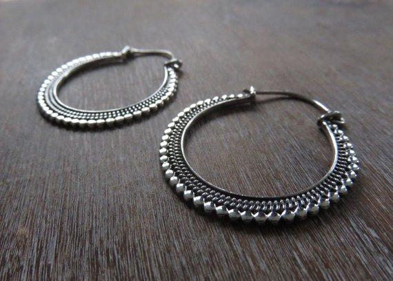 simple patterned silver hoop earrings 