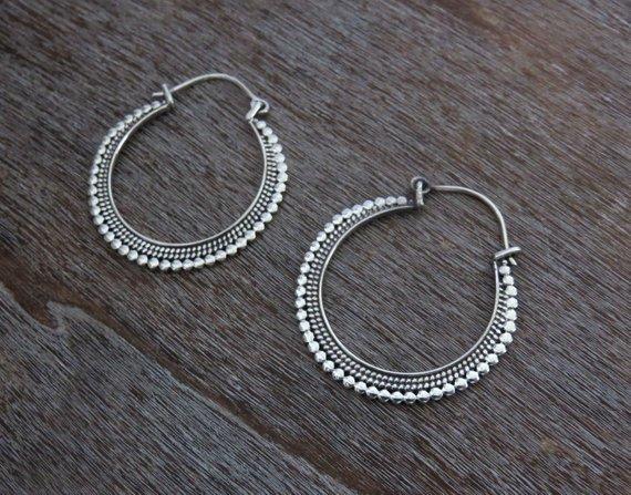 simple patterned silver hoop earrings 