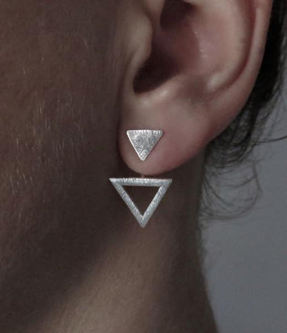 Stud earrings with triangles made of silver 