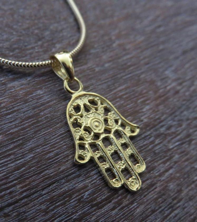 Gold-plated pendant with the Hand of Fatima motif 