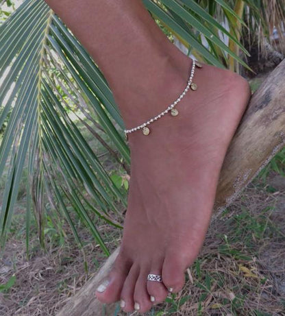 Anklet with small spirals made of brass 
