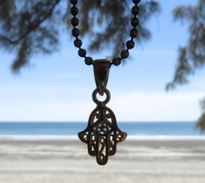 Small pendant with the Hand of Fatima motif, gold-plated 