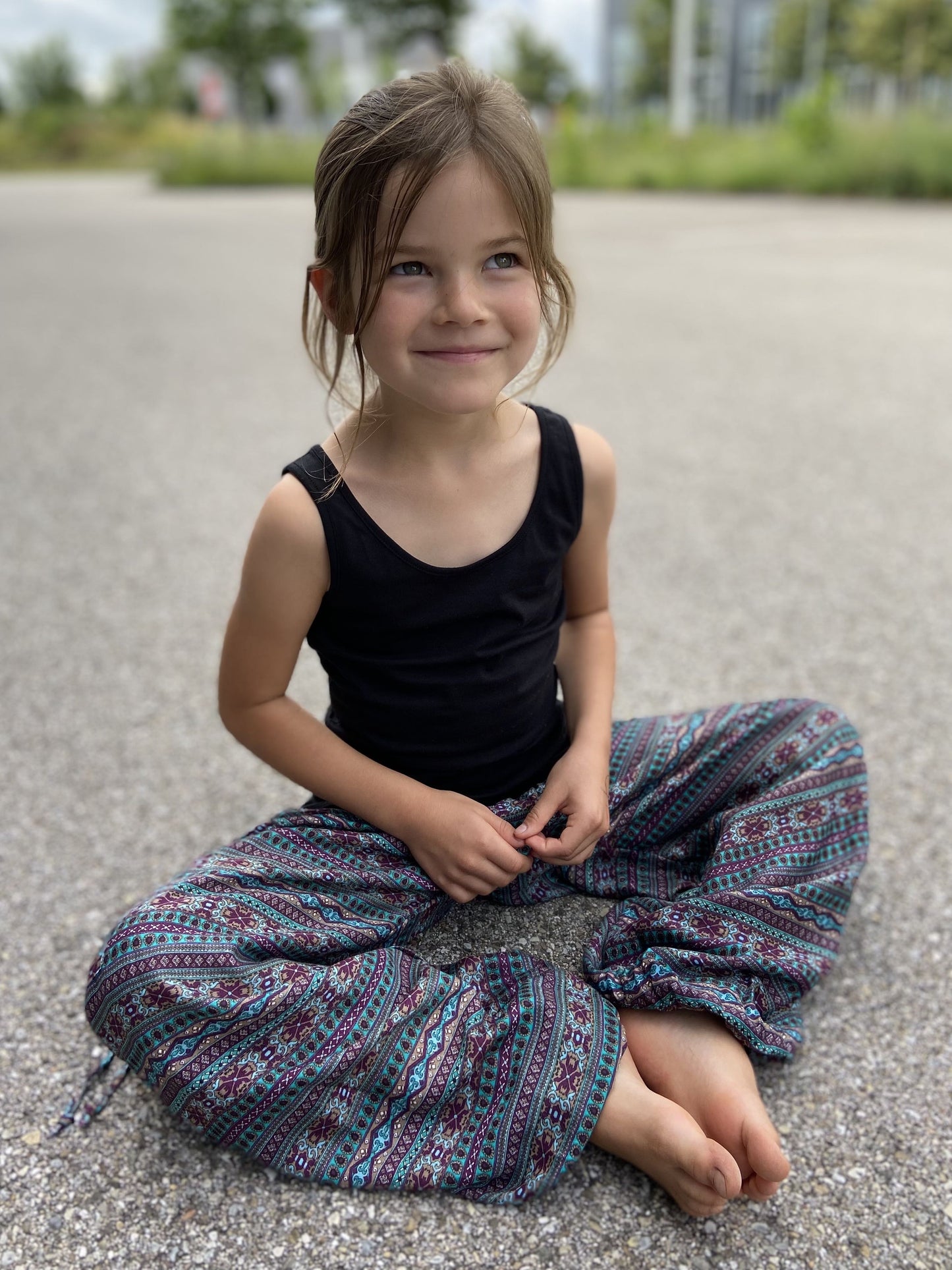 Airy harem pants with turquoise stripes for children 