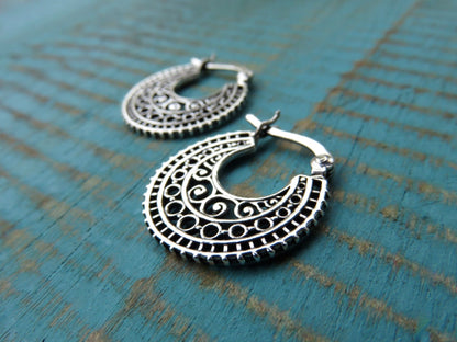 small filigree hoop earrings made of silver 