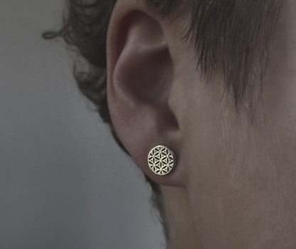 Stud earrings with the motif of the flower of life made of silver 