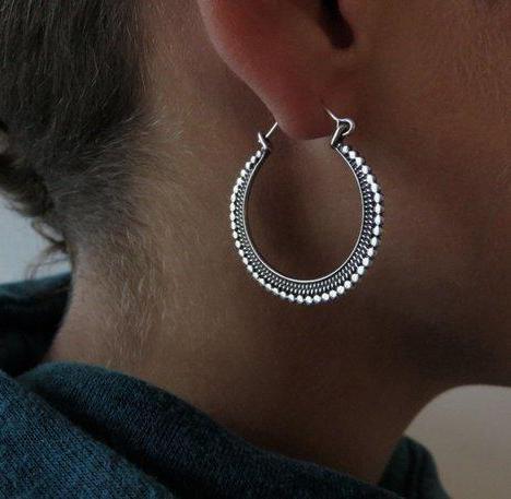 simple patterned silver hoop earrings 