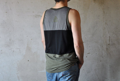 Tri-color tank top with chest pocket for men in olive